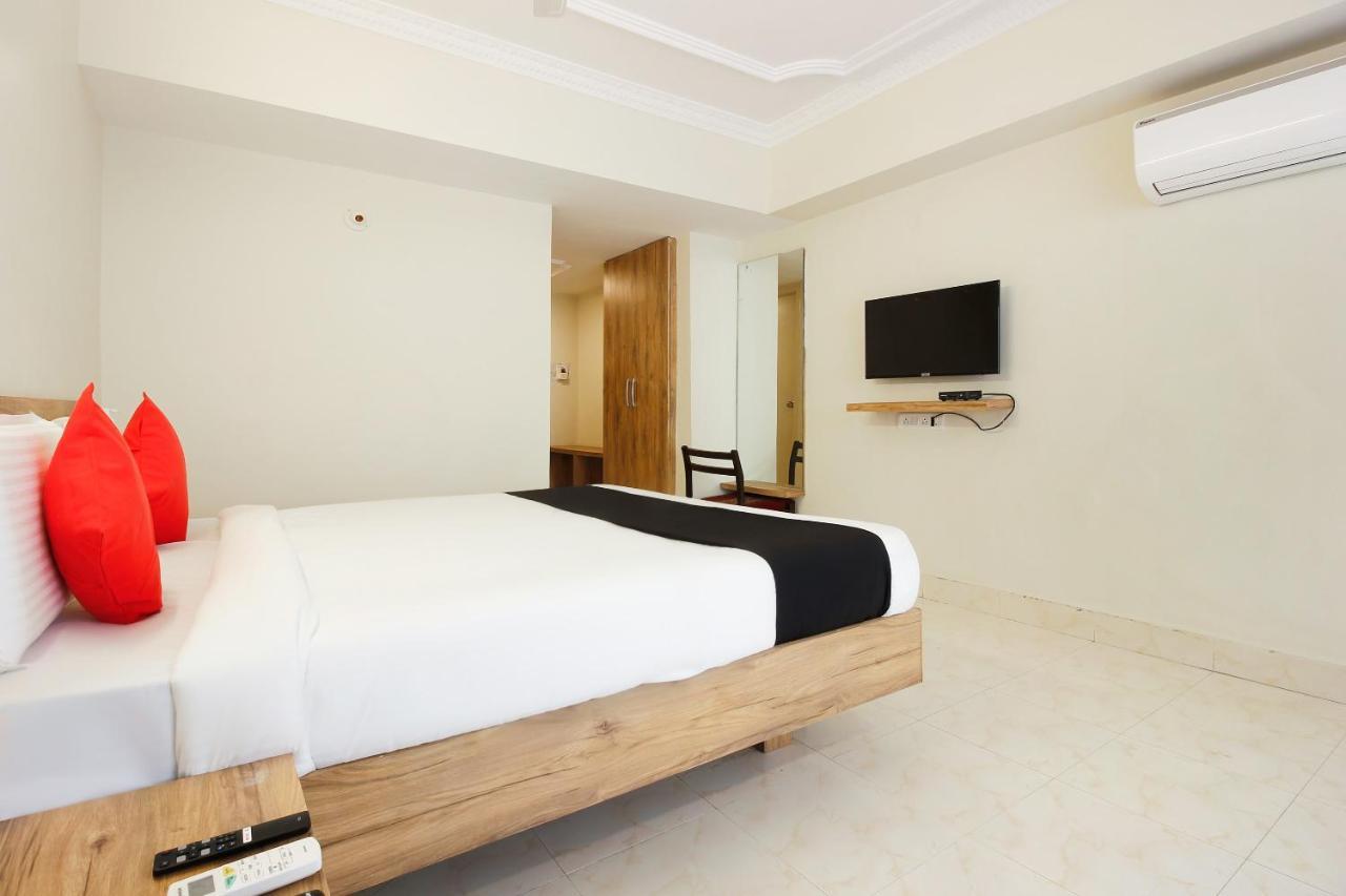 Capital O Sri Suprabhat Grand Near Kachiguda Railway Station Hyderabad Ngoại thất bức ảnh